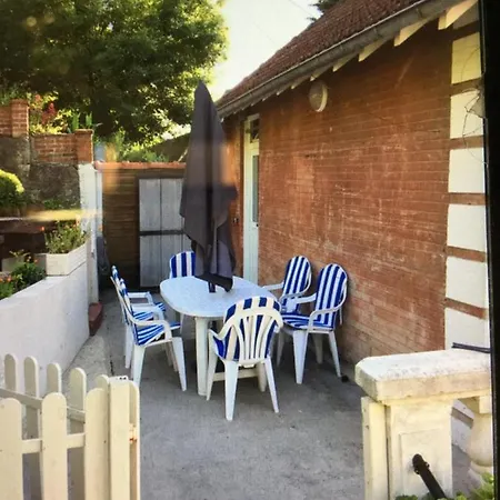 Villa Les Carlins Houlgate Exterior photo